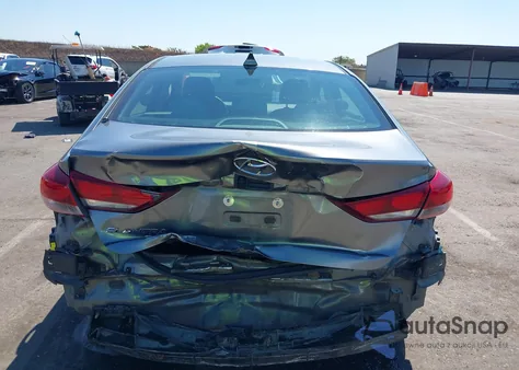 2018 Hyundai Elantra Sel из США, поврежденный, VIN 5NPD84LF4JH305684